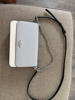 kate spade Two-Tone Light Gray & White Crossbody Wallet with Chain